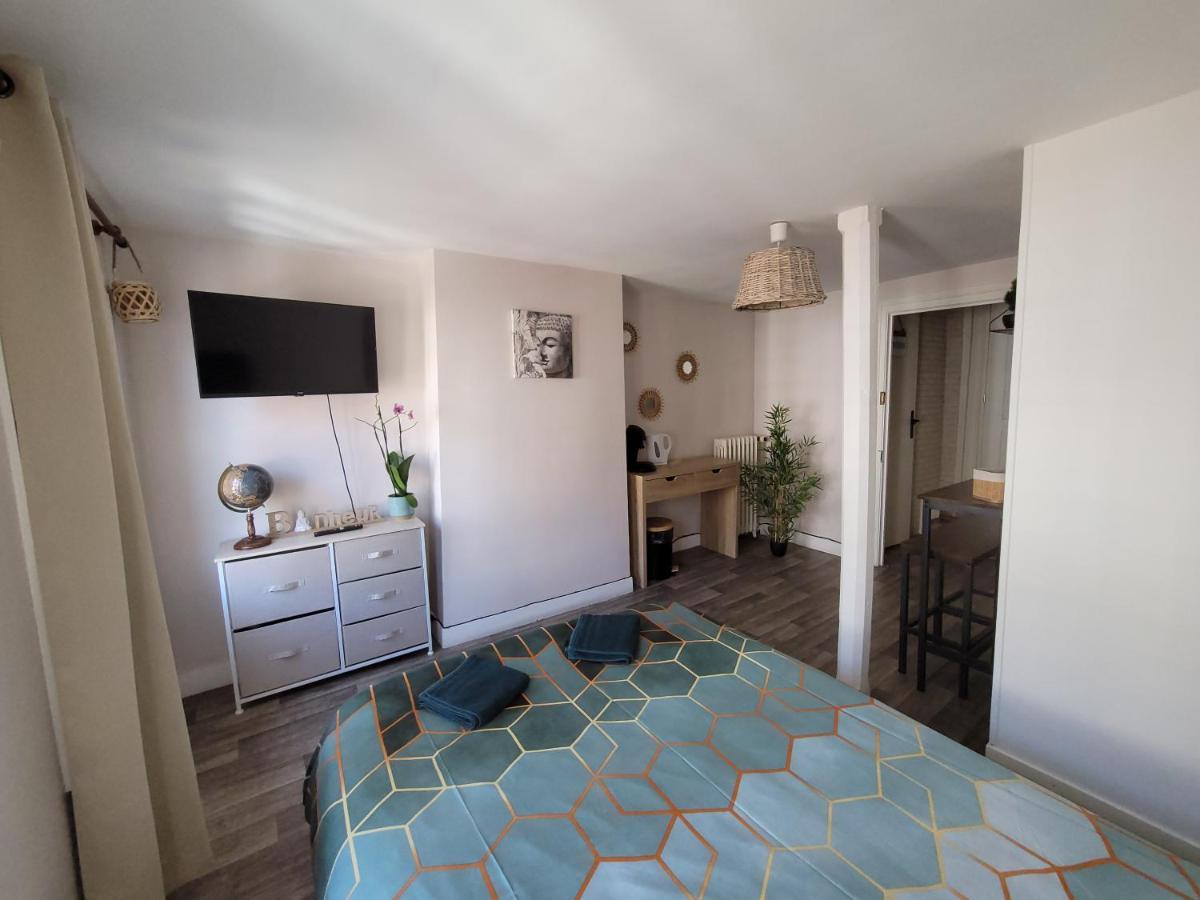 Chambre Independante Au Relais Normand Cormeilles  Esterno foto